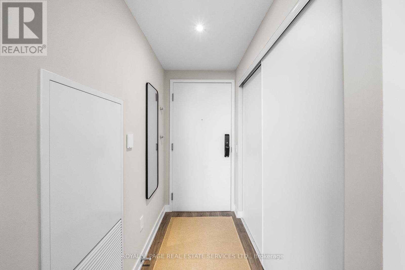 1409 - 28 Ann Street, Mississauga, Ontario  L5G 0E1 - Photo 17 - W12975898