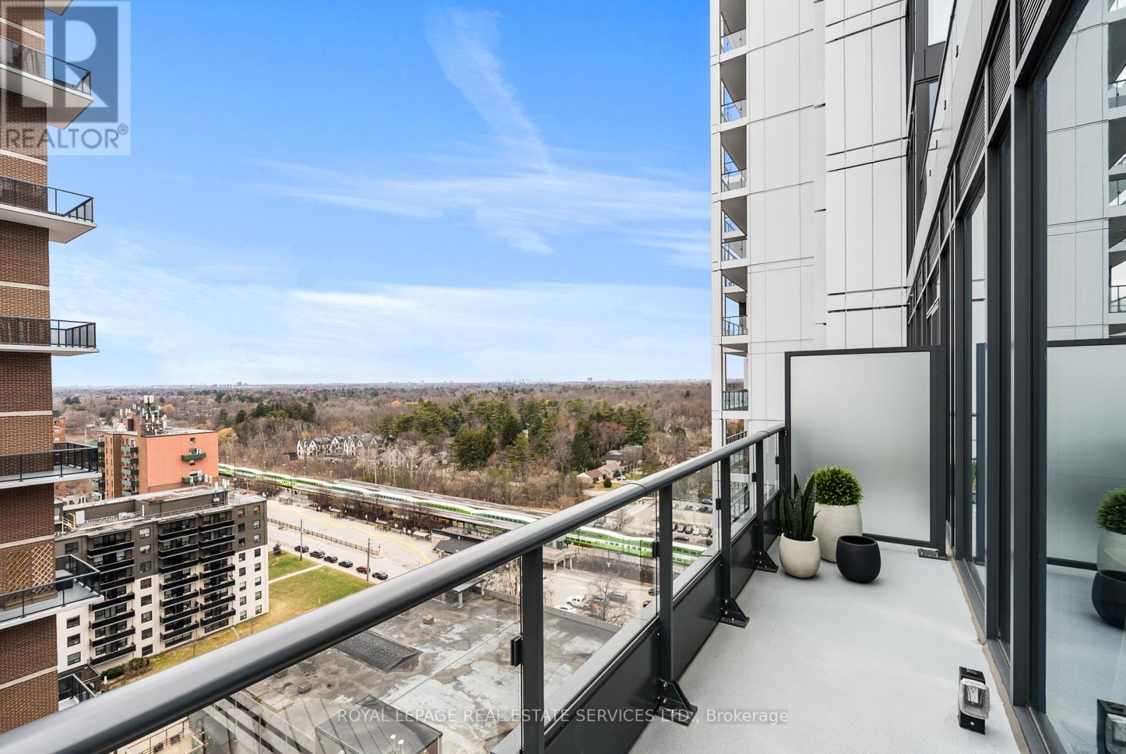 1409 - 28 Ann Street, Mississauga, Ontario  L5G 0E1 - Photo 20 - W12975898