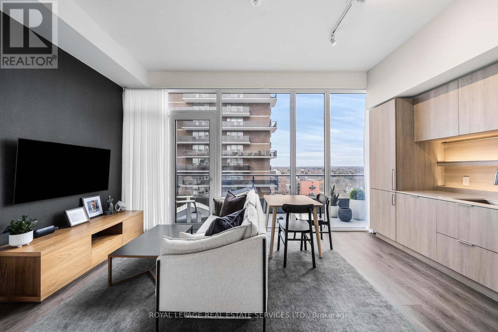 1409 - 28 Ann Street, Mississauga, Ontario  L5G 0E1 - Photo 9 - W12975898