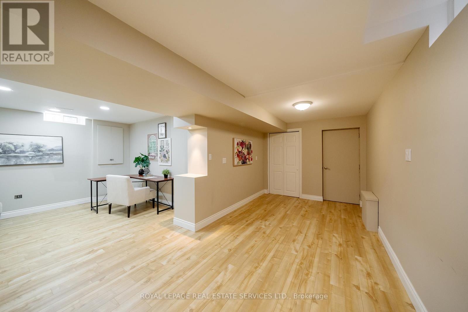 2357 Mowat Avenue, Oakville, Ontario  L6H 5X3 - Photo 23 - W12975904