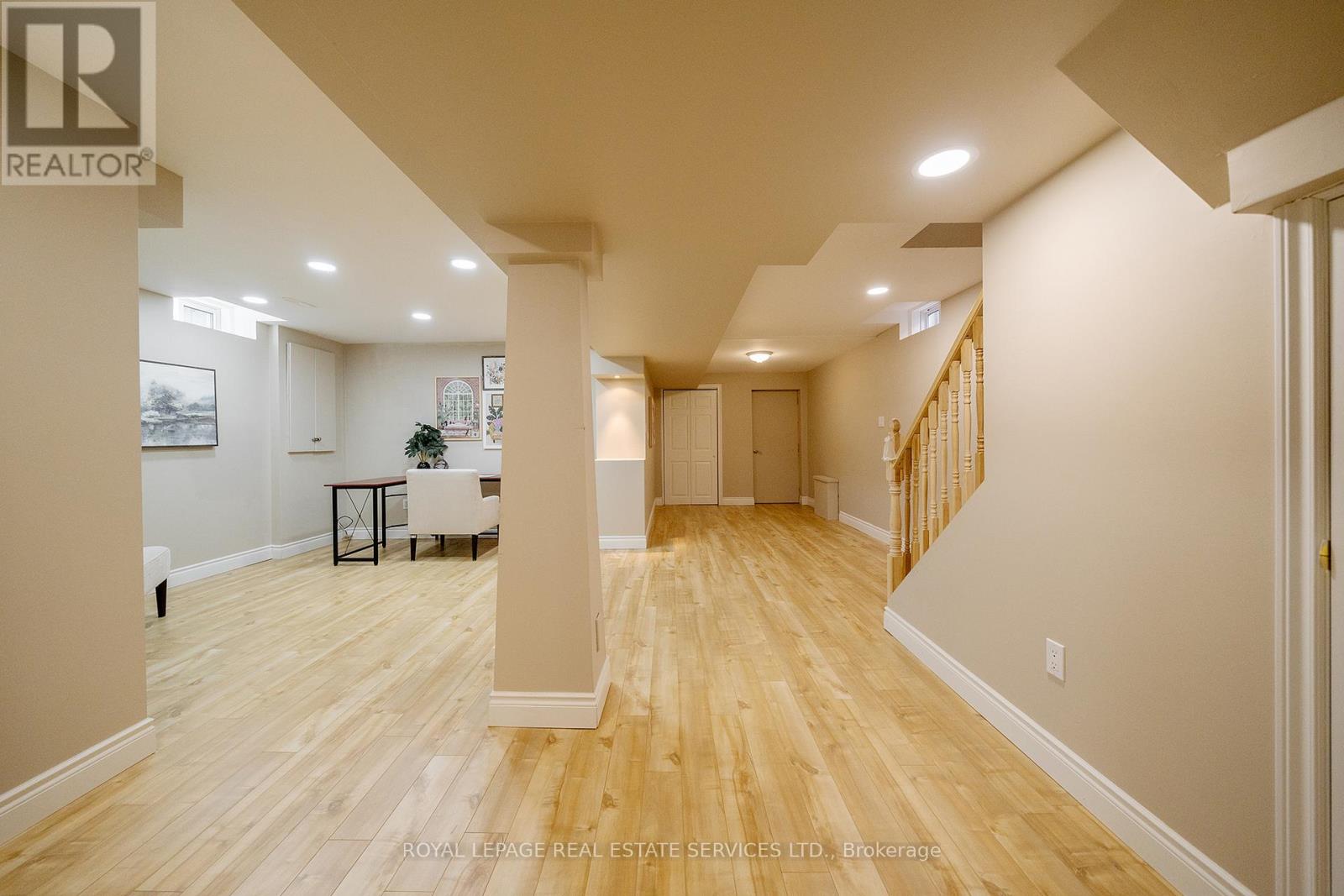 2357 Mowat Avenue, Oakville, Ontario  L6H 5X3 - Photo 27 - W12975904