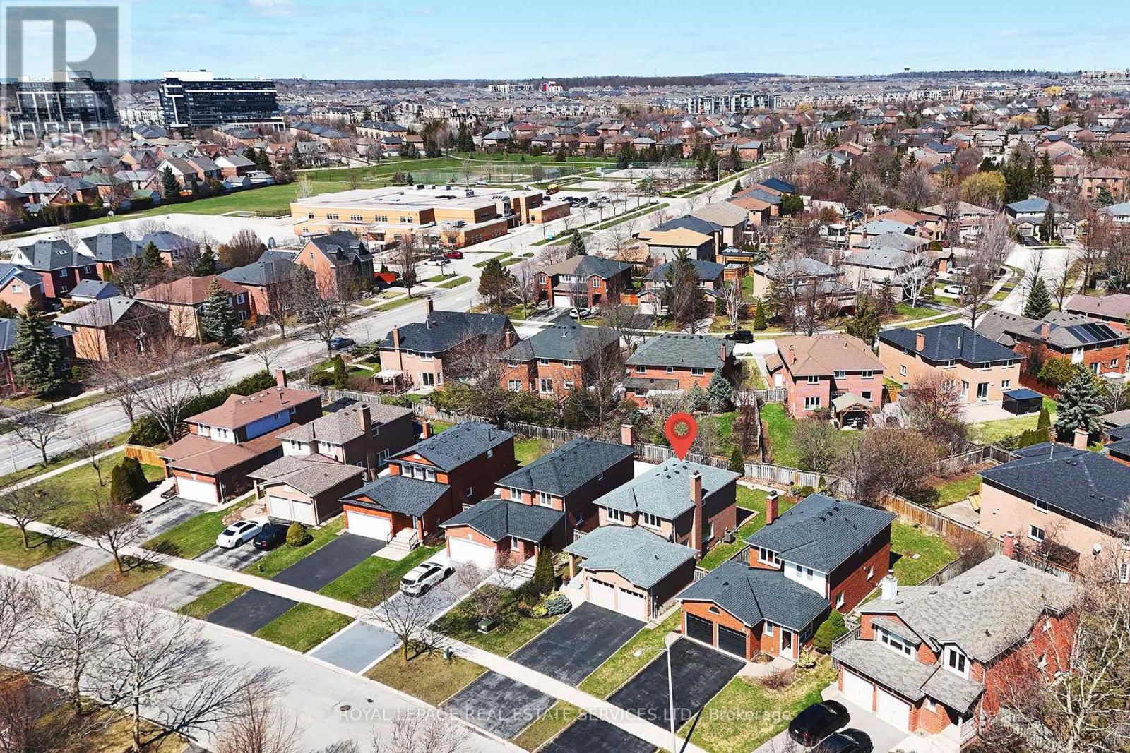 2357 Mowat Avenue, Oakville, Ontario  L6H 5X3 - Photo 40 - W12975904