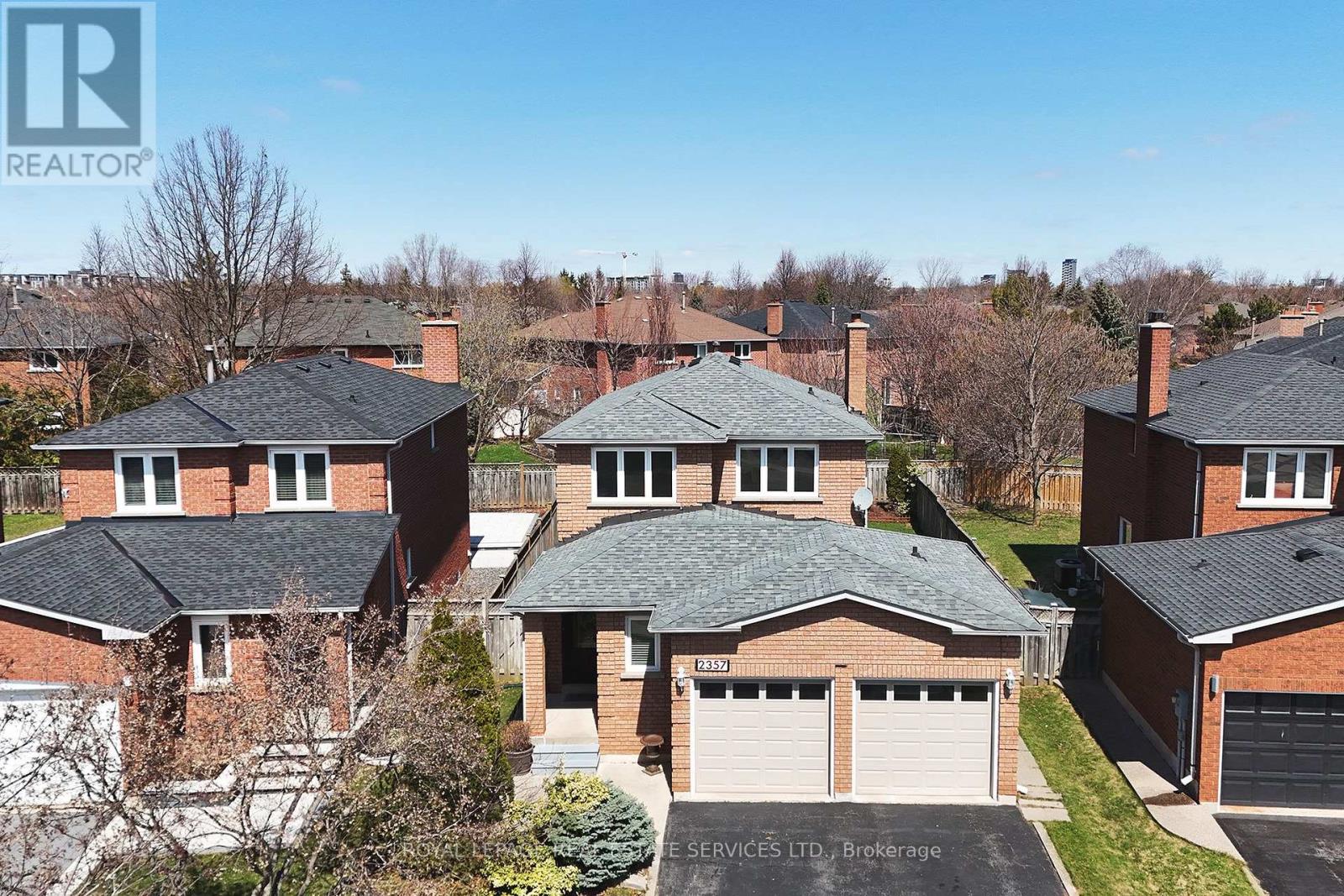 2357 Mowat Avenue, Oakville, Ontario  L6H 5X3 - Photo 42 - W12975904