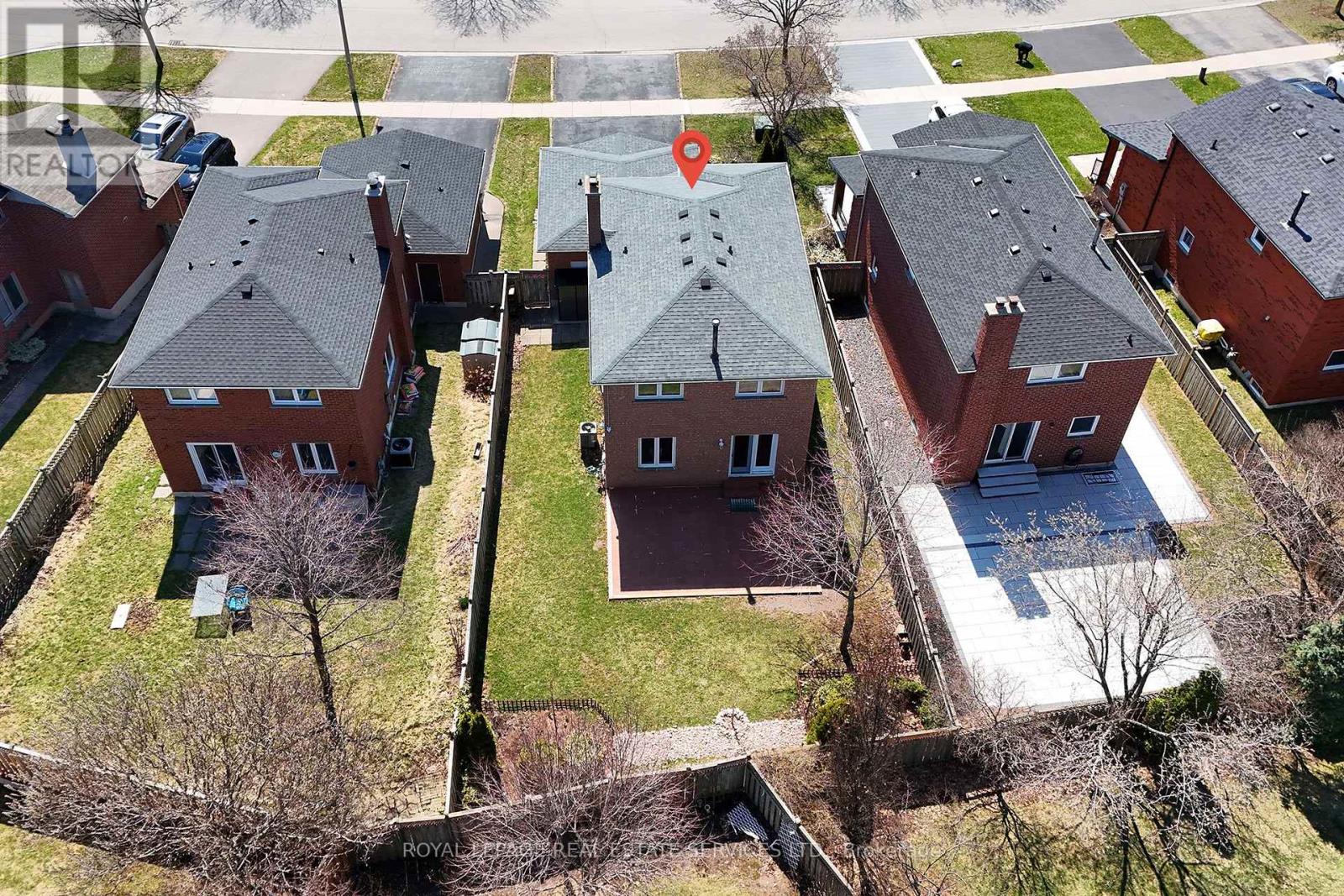 2357 Mowat Avenue, Oakville, Ontario  L6H 5X3 - Photo 43 - W12975904