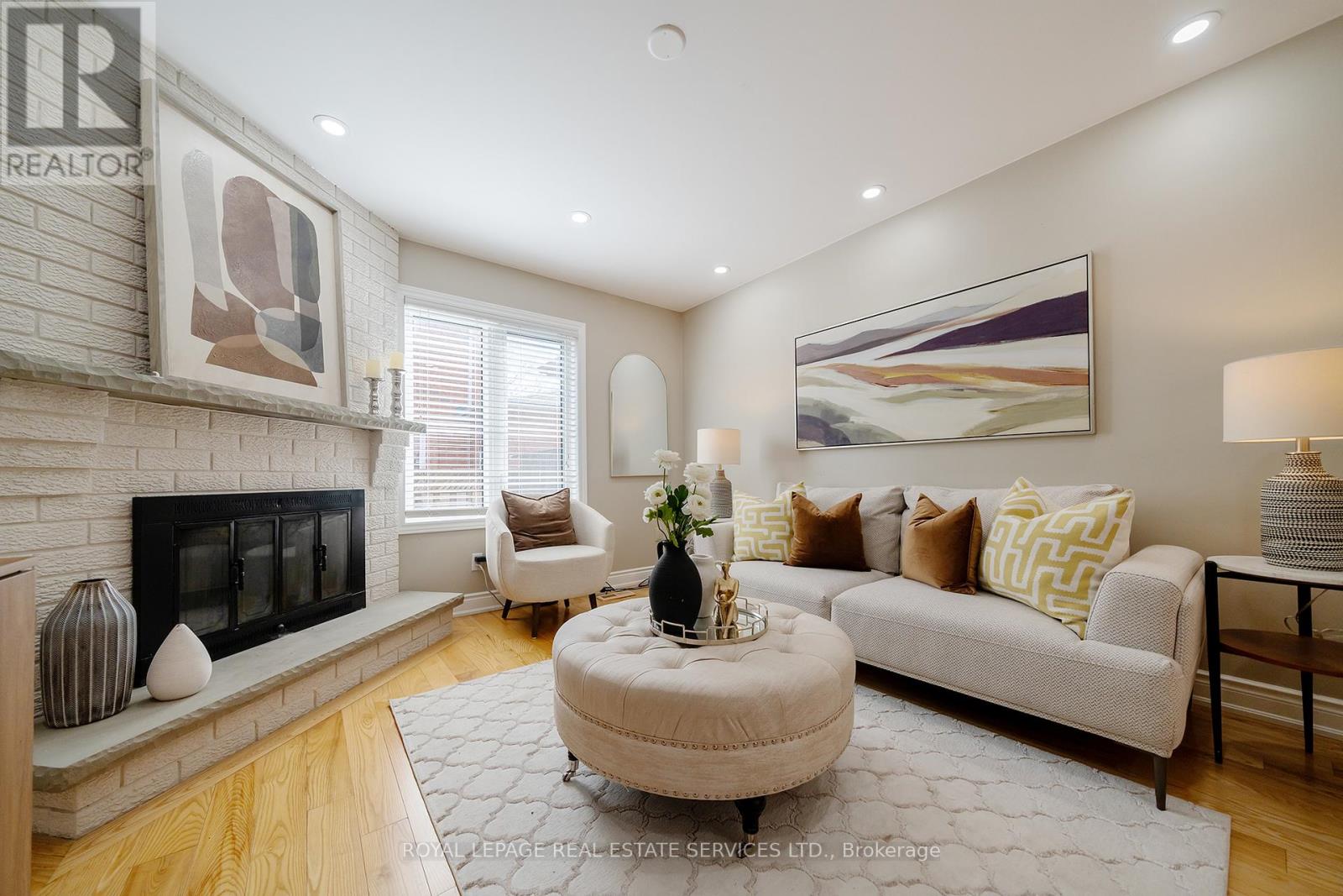 2357 Mowat Avenue, Oakville, Ontario  L6H 5X3 - Photo 6 - W12975904