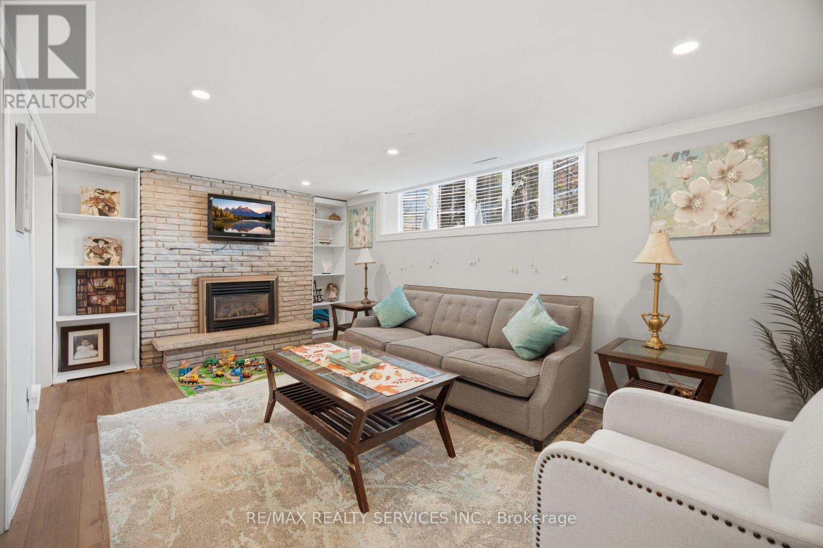 68 Elgin Drive, Brampton, Ontario  L6Y 1A8 - Photo 37 - W12975920