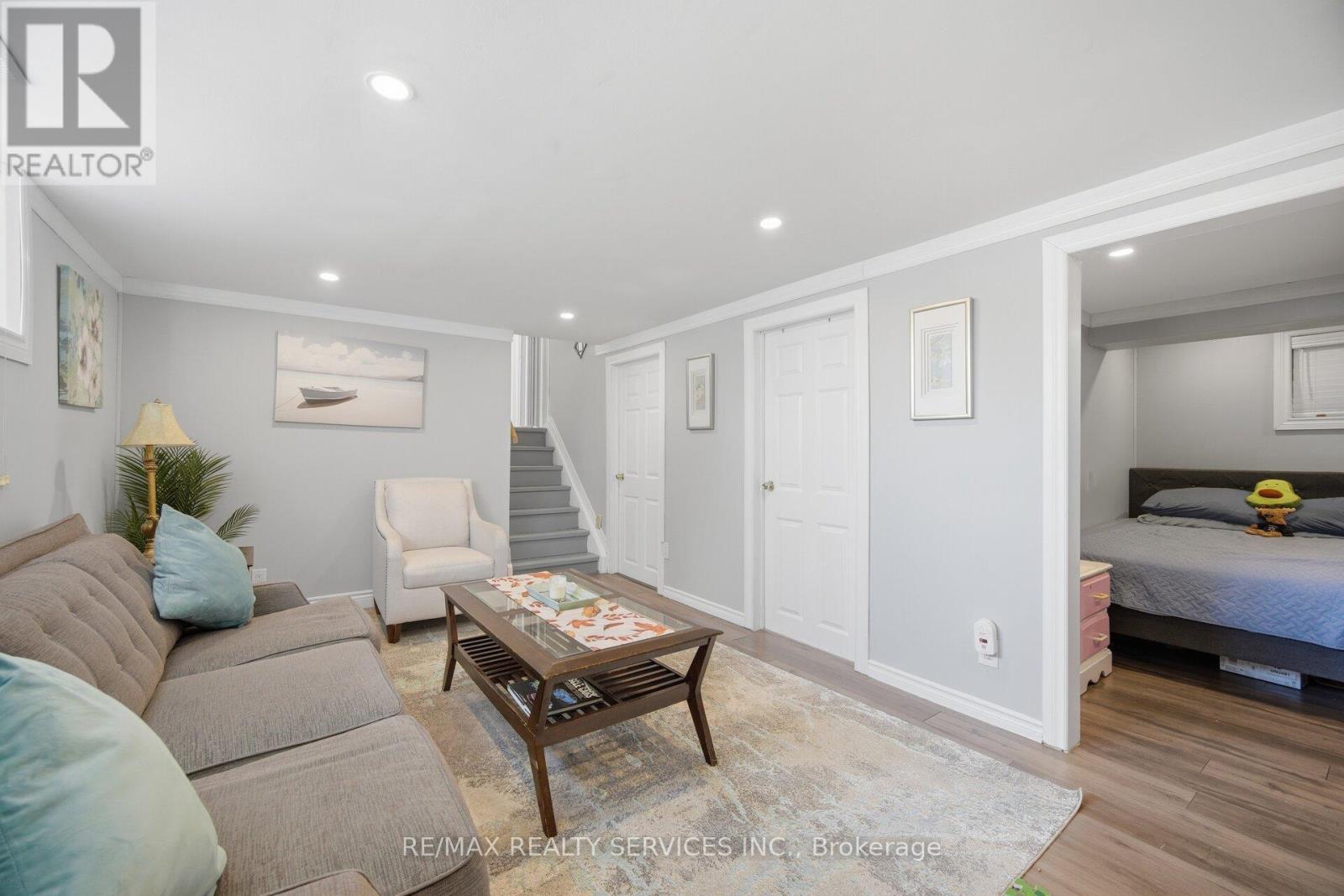 68 Elgin Drive, Brampton, Ontario  L6Y 1A8 - Photo 38 - W12975920