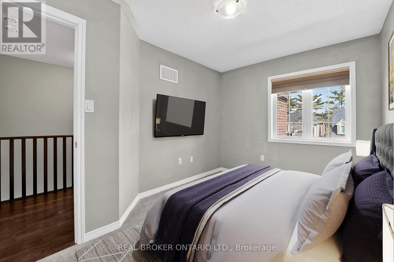 82 Upper Canada Court, Halton Hills, Ontario  L7G 0L2 - Photo 19 - W12975940