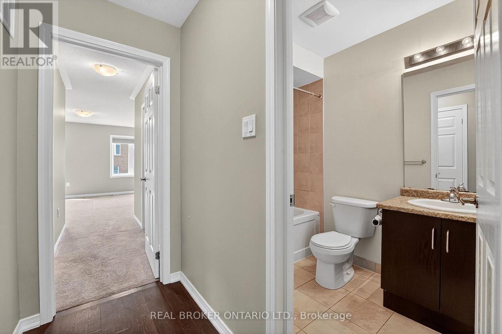 82 Upper Canada Court, Halton Hills, Ontario  L7G 0L2 - Photo 22 - W12975940