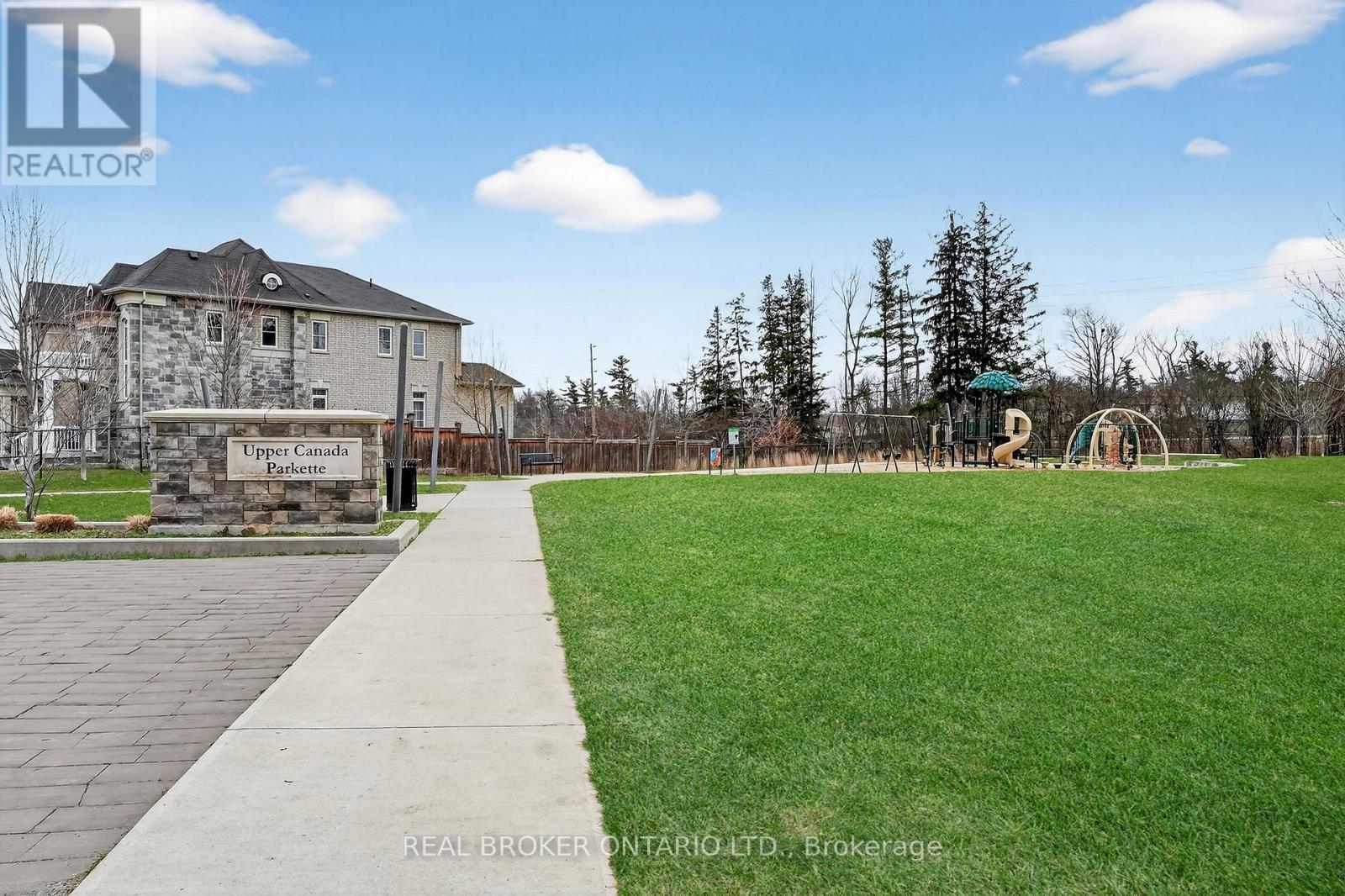 82 Upper Canada Court, Halton Hills, Ontario  L7G 0L2 - Photo 39 - W12975940