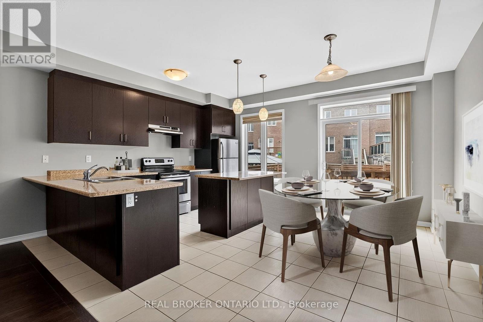 82 Upper Canada Court, Halton Hills, Ontario  L7G 0L2 - Photo 6 - W12975940