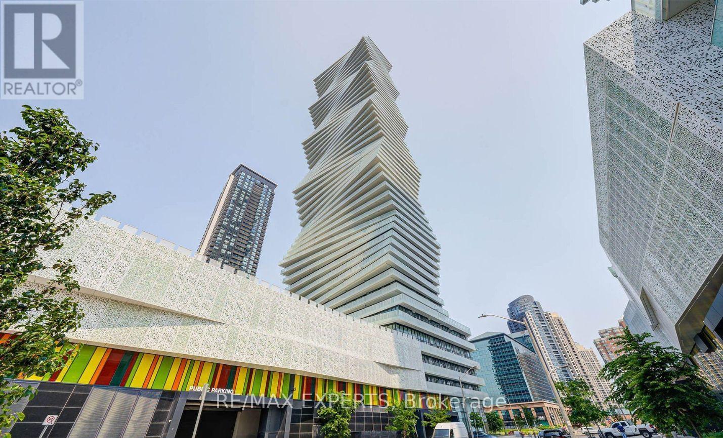 2710 - 3900 CONFEDERATION PARKWAY, Mississauga, Ontario