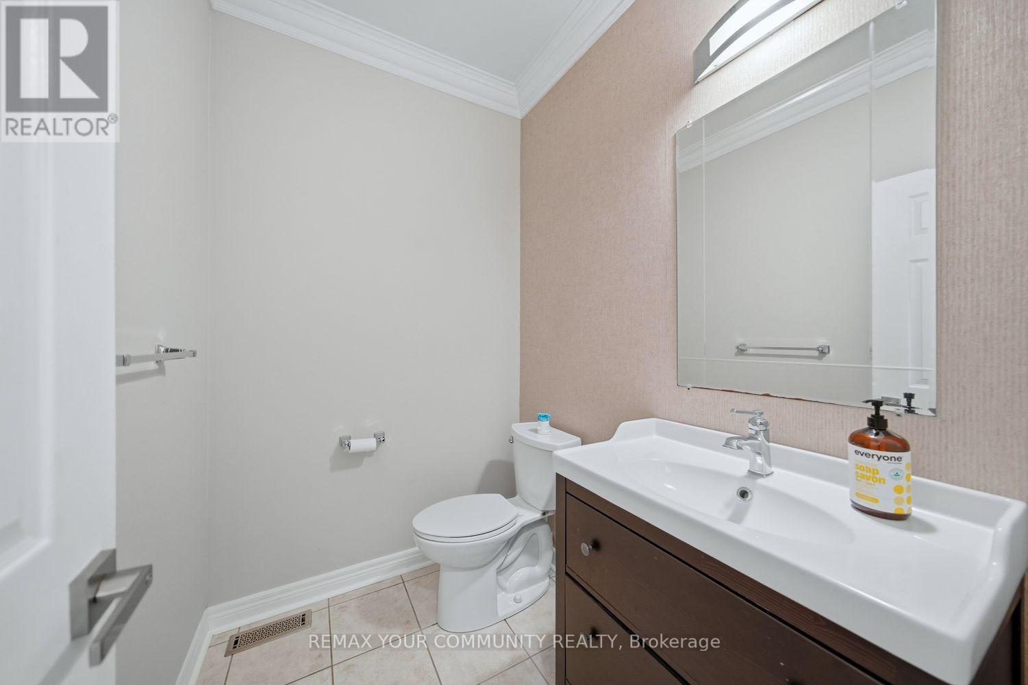 405 Searles Court, Mississauga, Ontario  L5R 2C6 - Photo 20 - W12975962