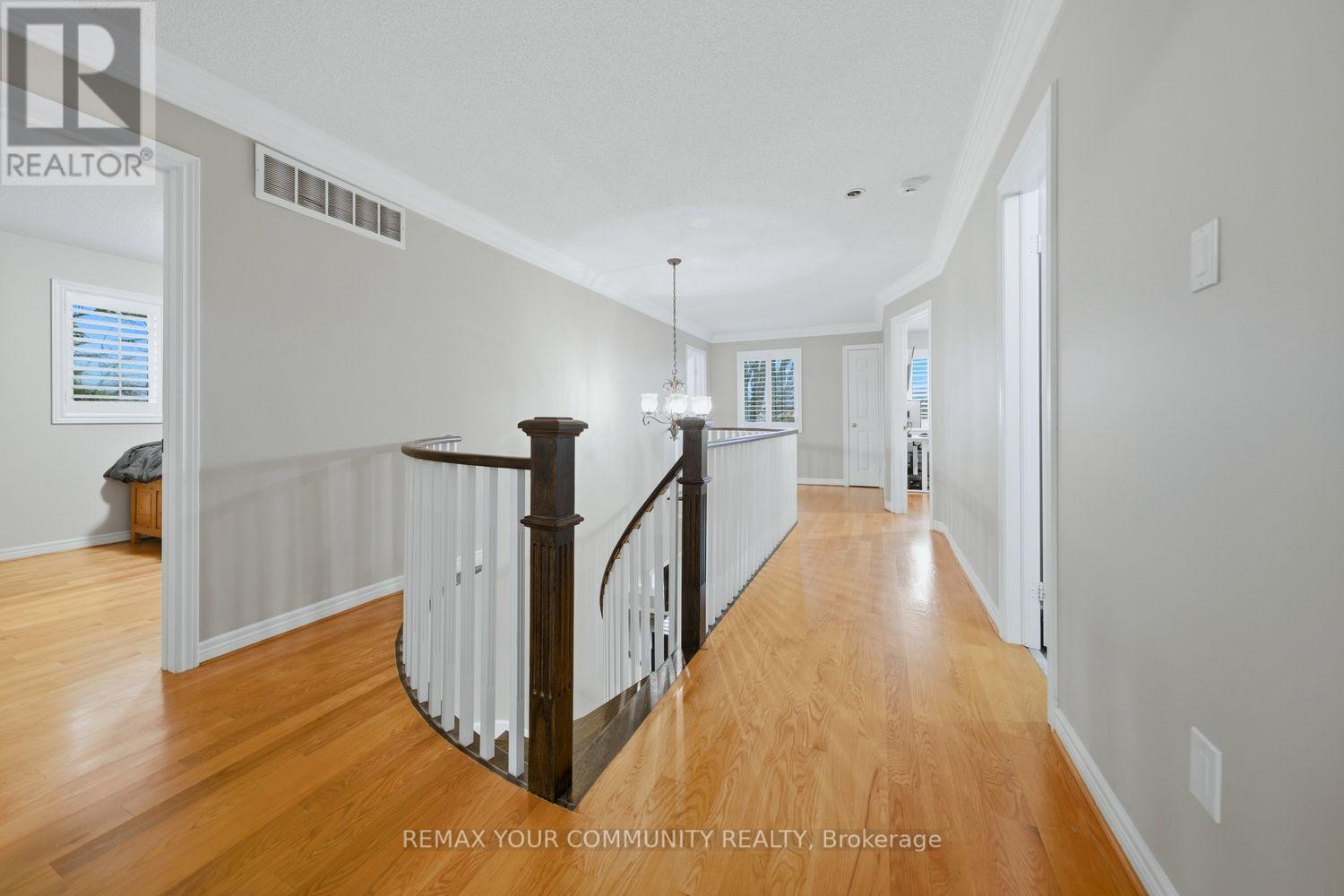 405 Searles Court, Mississauga, Ontario  L5R 2C6 - Photo 21 - W12975962