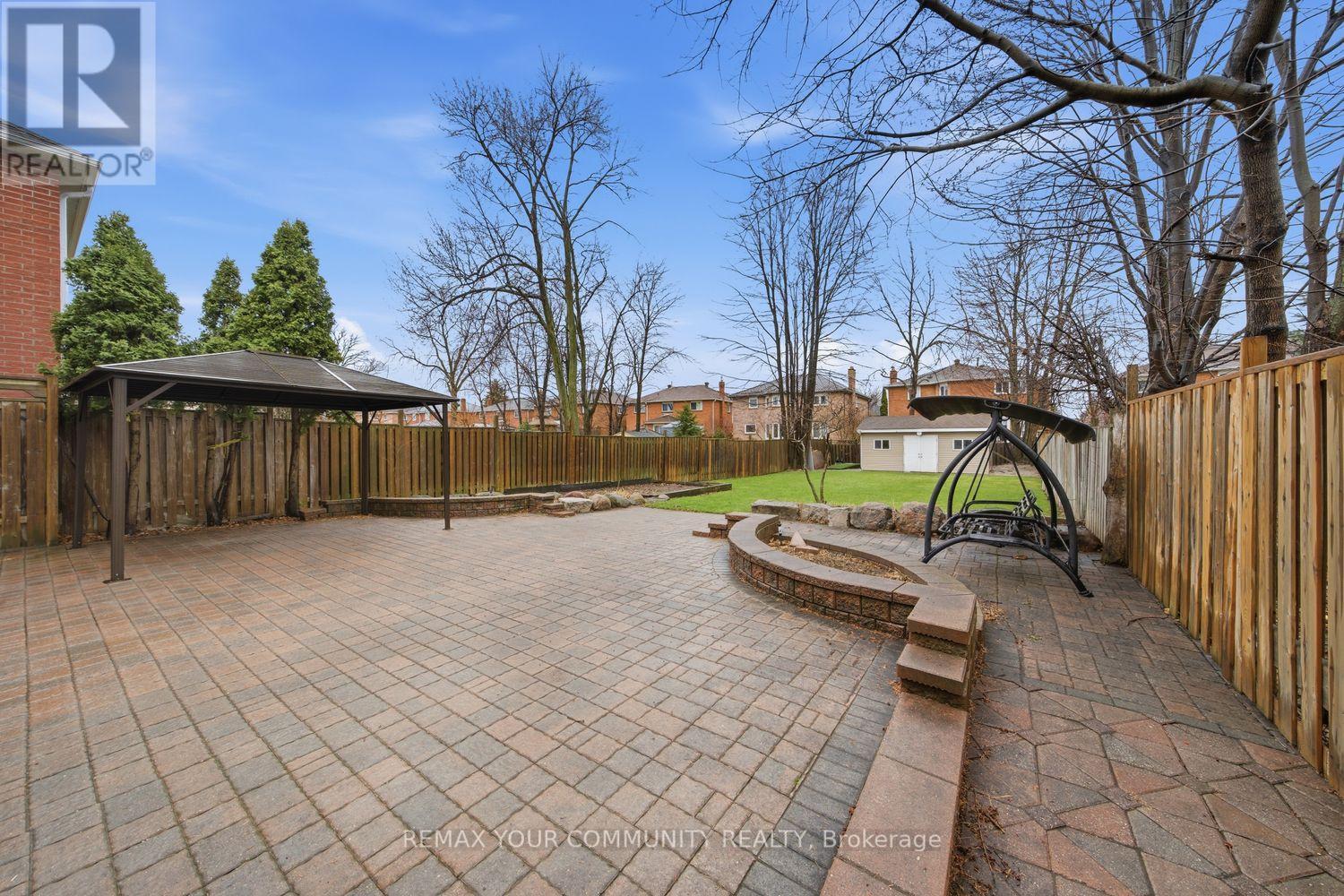 405 Searles Court, Mississauga, Ontario  L5R 2C6 - Photo 41 - W12975962