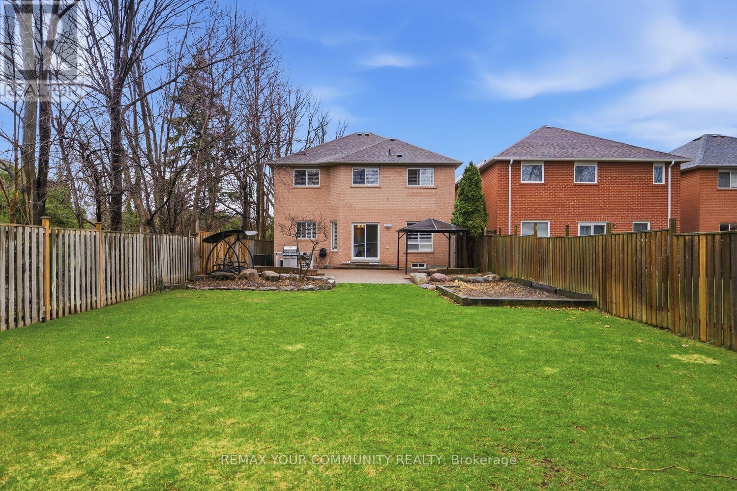 405 Searles Court, Mississauga, Ontario  L5R 2C6 - Photo 47 - W12975962