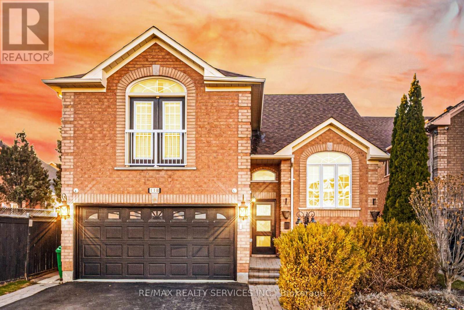 118 VAN SCOTT DRIVE, Brampton, Ontario