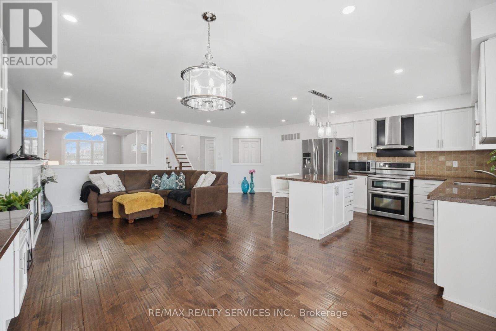 118 Van Scott Drive, Brampton, Ontario  L7A 1N4 - Photo 17 - W12975994