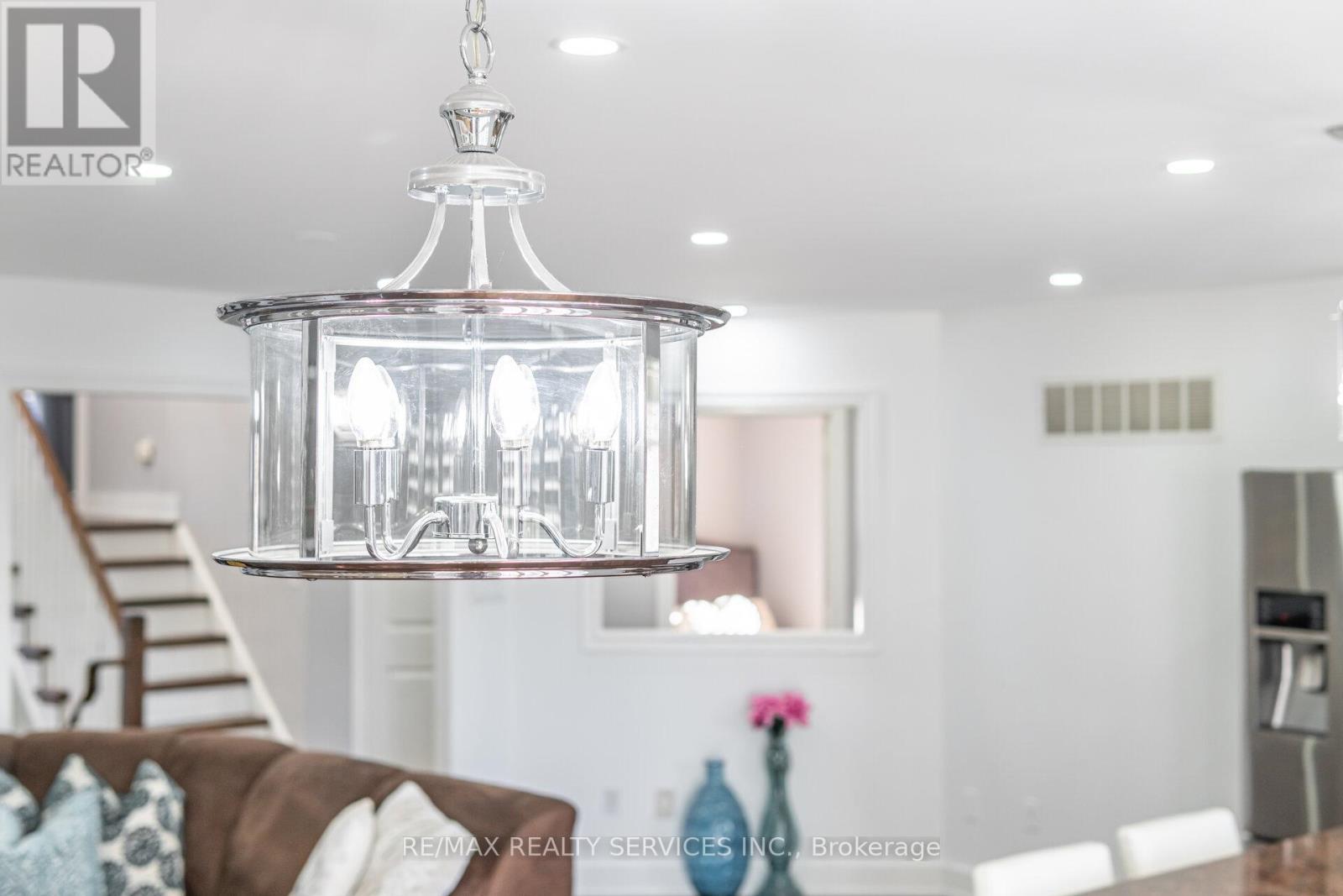 118 Van Scott Drive, Brampton, Ontario  L7A 1N4 - Photo 21 - W12975994