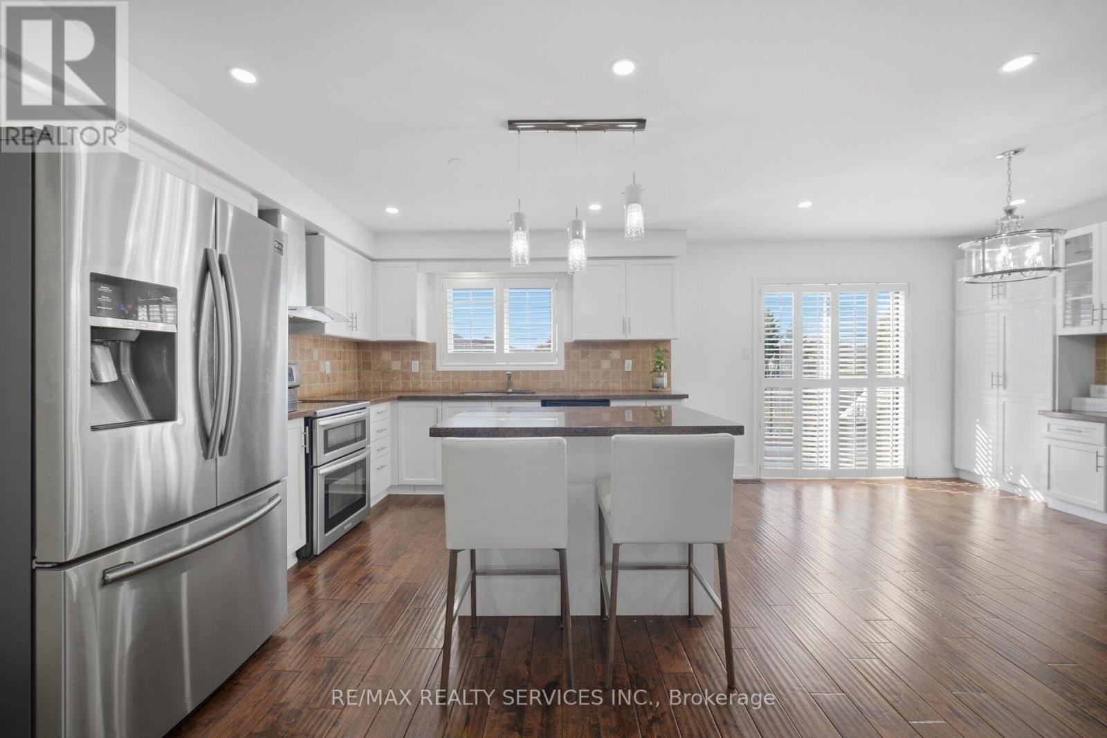 118 Van Scott Drive, Brampton, Ontario  L7A 1N4 - Photo 23 - W12975994