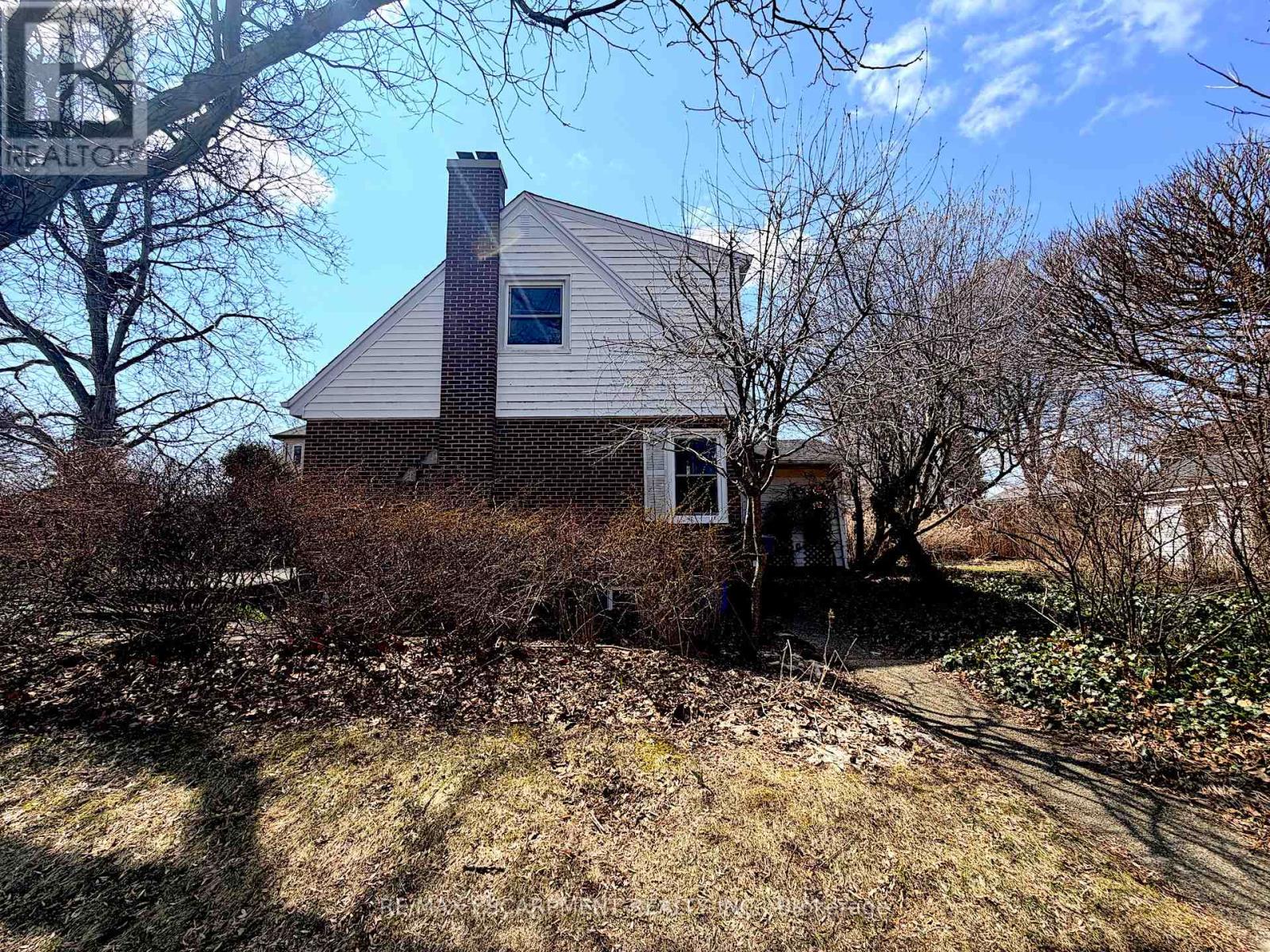 2093 Victoria Avenue, Burlington, Ontario  L7R 1R5 - Photo 5 - W12976018