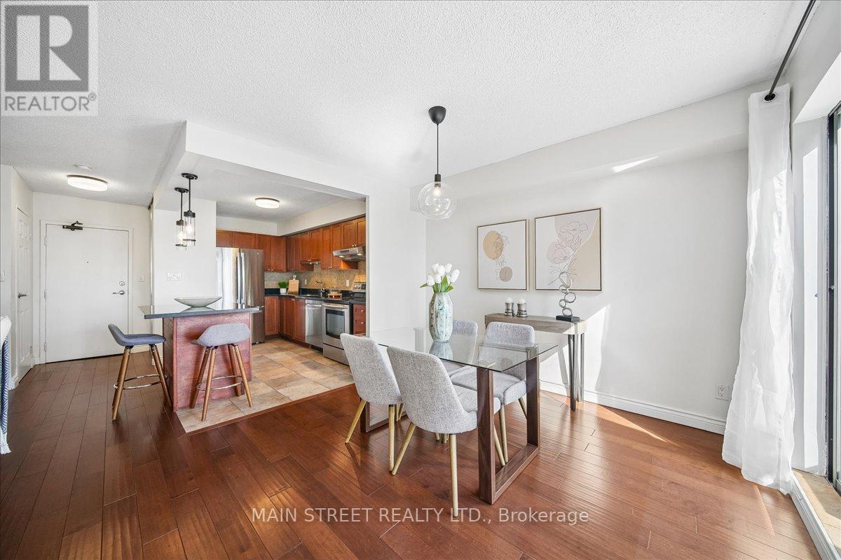 217 - 1000 Cedarglen Gate, Mississauga, Ontario  L5C 3Z5 - Photo 5 - W12976072