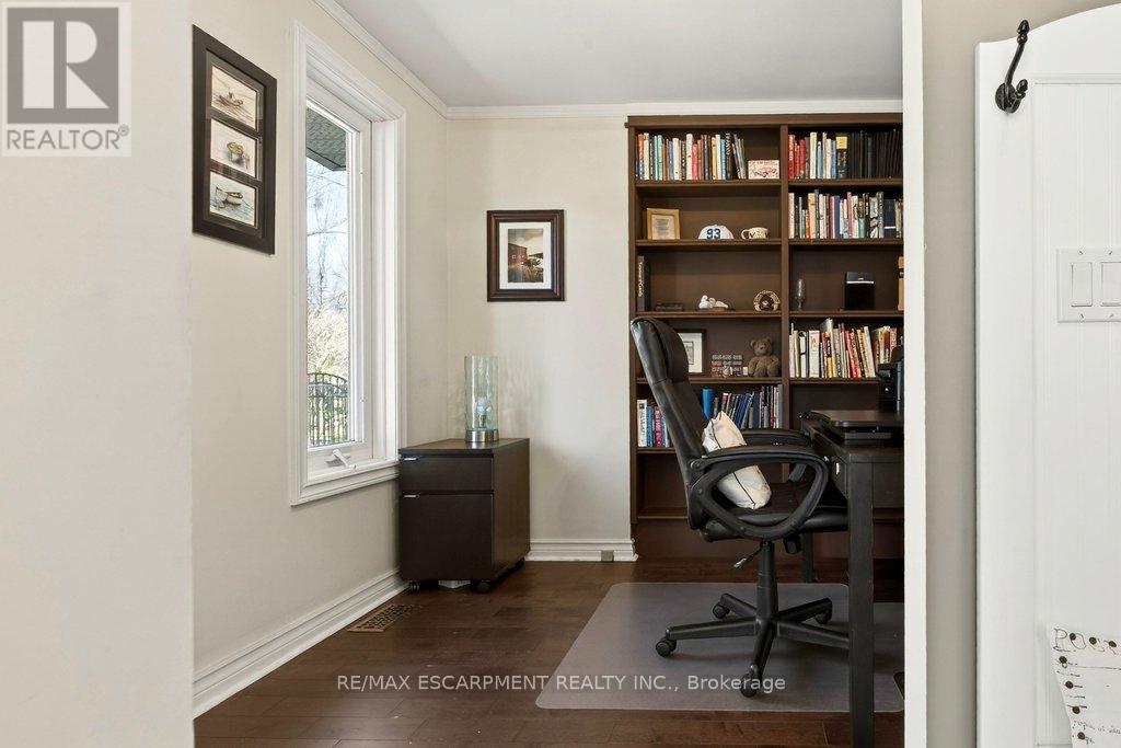 2119 Paisley Avenue, Burlington, Ontario  L7R 1W1 - Photo 22 - W12976084