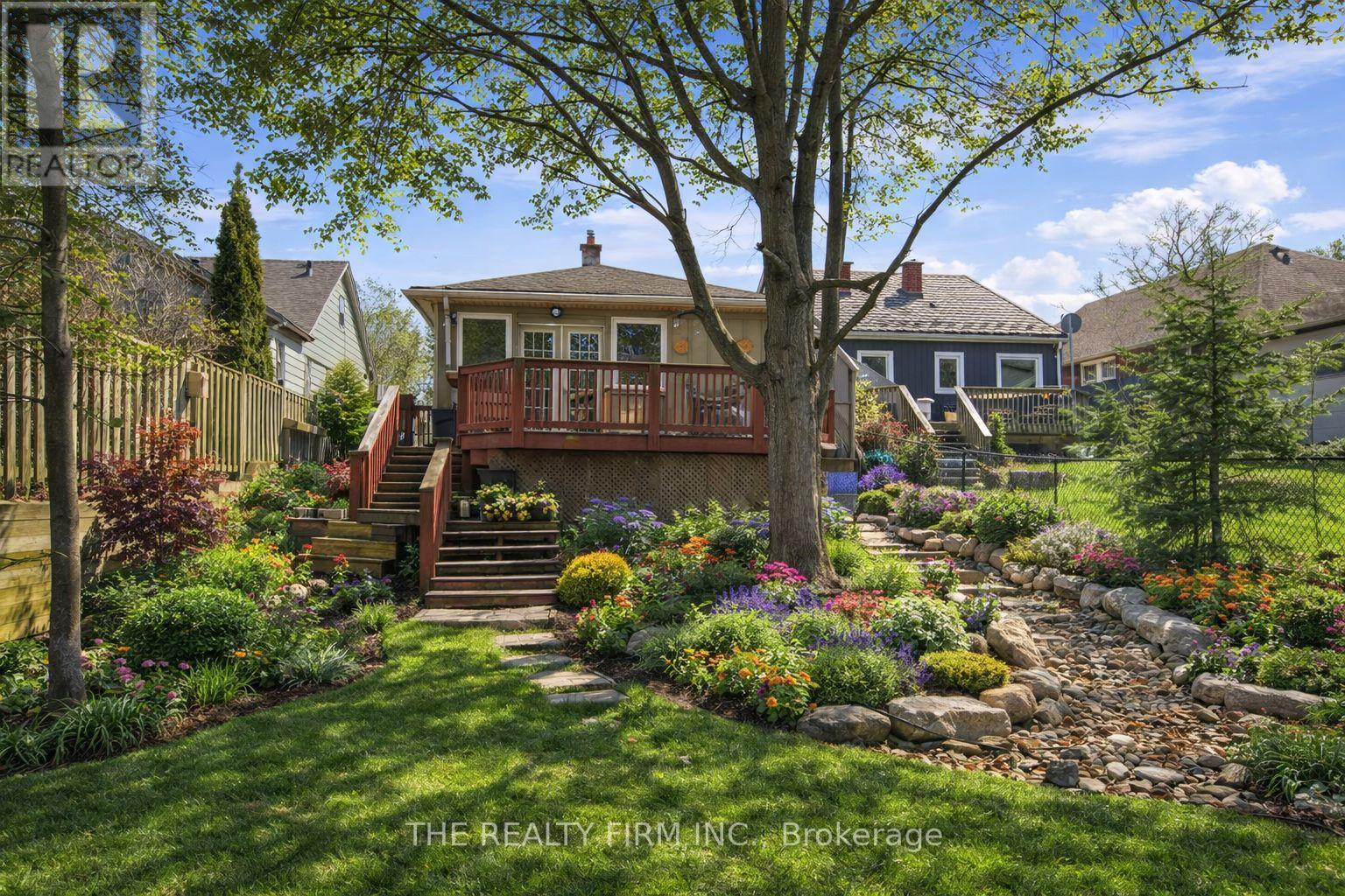 460 Moore Street, London South (South F), Ontario  N6C 2C2 - Photo 47 - X12976328