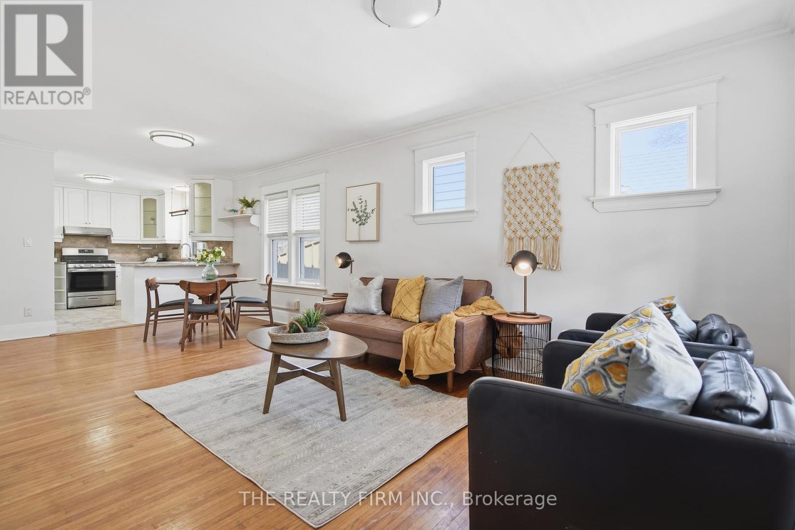 460 Moore Street, London South (South F), Ontario  N6C 2C2 - Photo 7 - X12976328