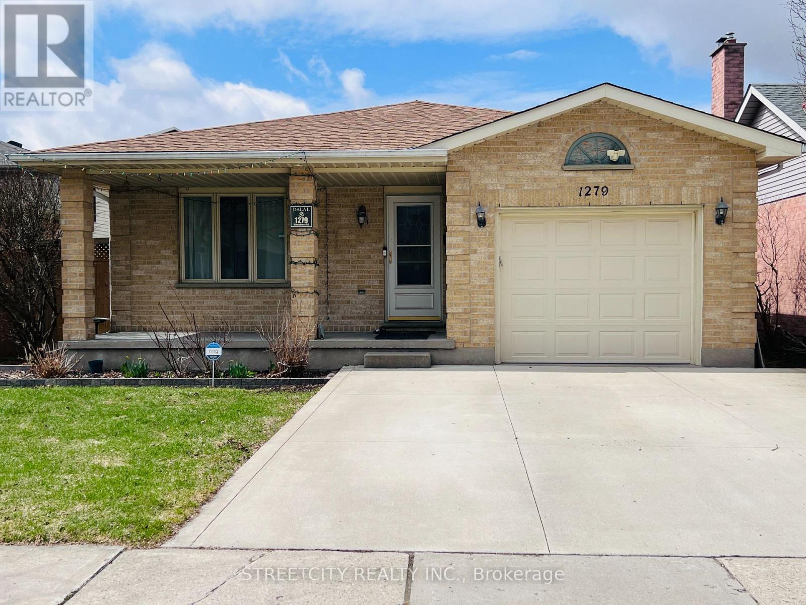 1279 ALDERSBROOK ROAD