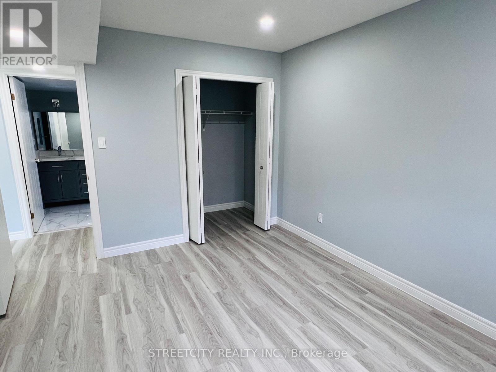 1279 Aldersbrook Road, London North (North I), Ontario  N6G 4T3 - Photo 18 - X12976338