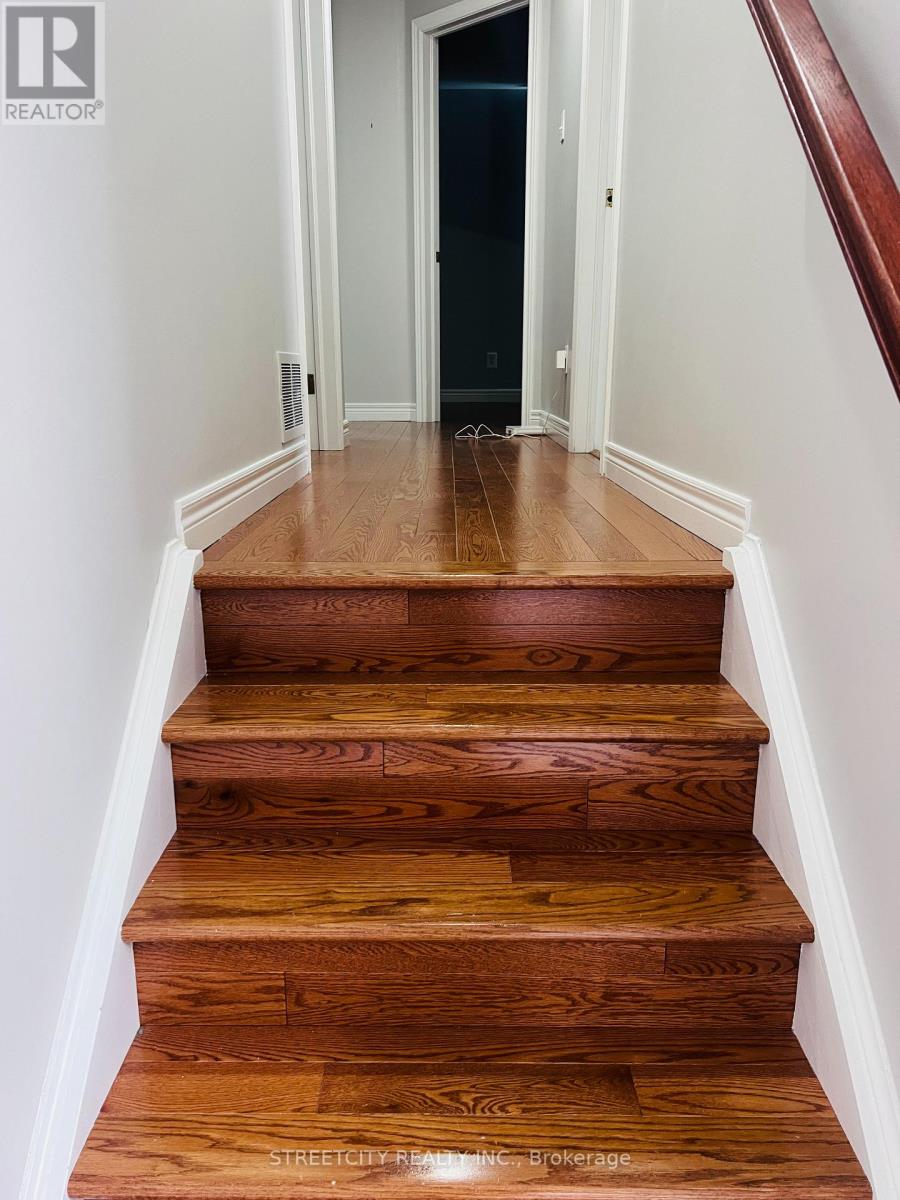 1279 Aldersbrook Road, London North (North I), Ontario  N6G 4T3 - Photo 21 - X12976338