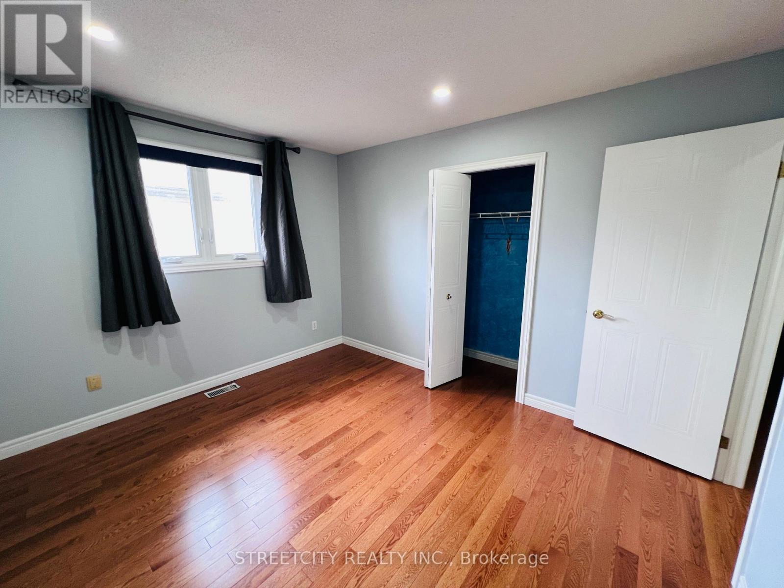 1279 Aldersbrook Road, London North (North I), Ontario  N6G 4T3 - Photo 24 - X12976338