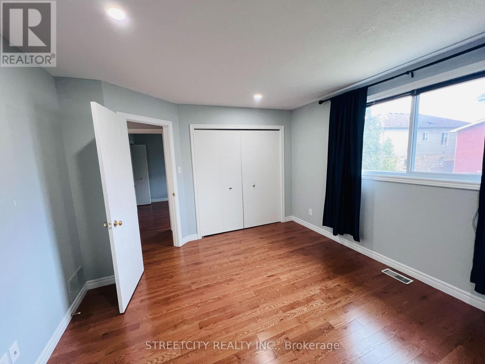 1279 Aldersbrook Road, London North (North I), Ontario  N6G 4T3 - Photo 29 - X12976338