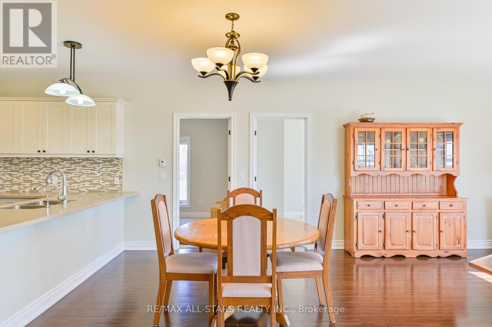 201 - 94 Francis Street W, Kawartha Lakes, Ontario  K0M 1N0 - Photo 12 - X12976282