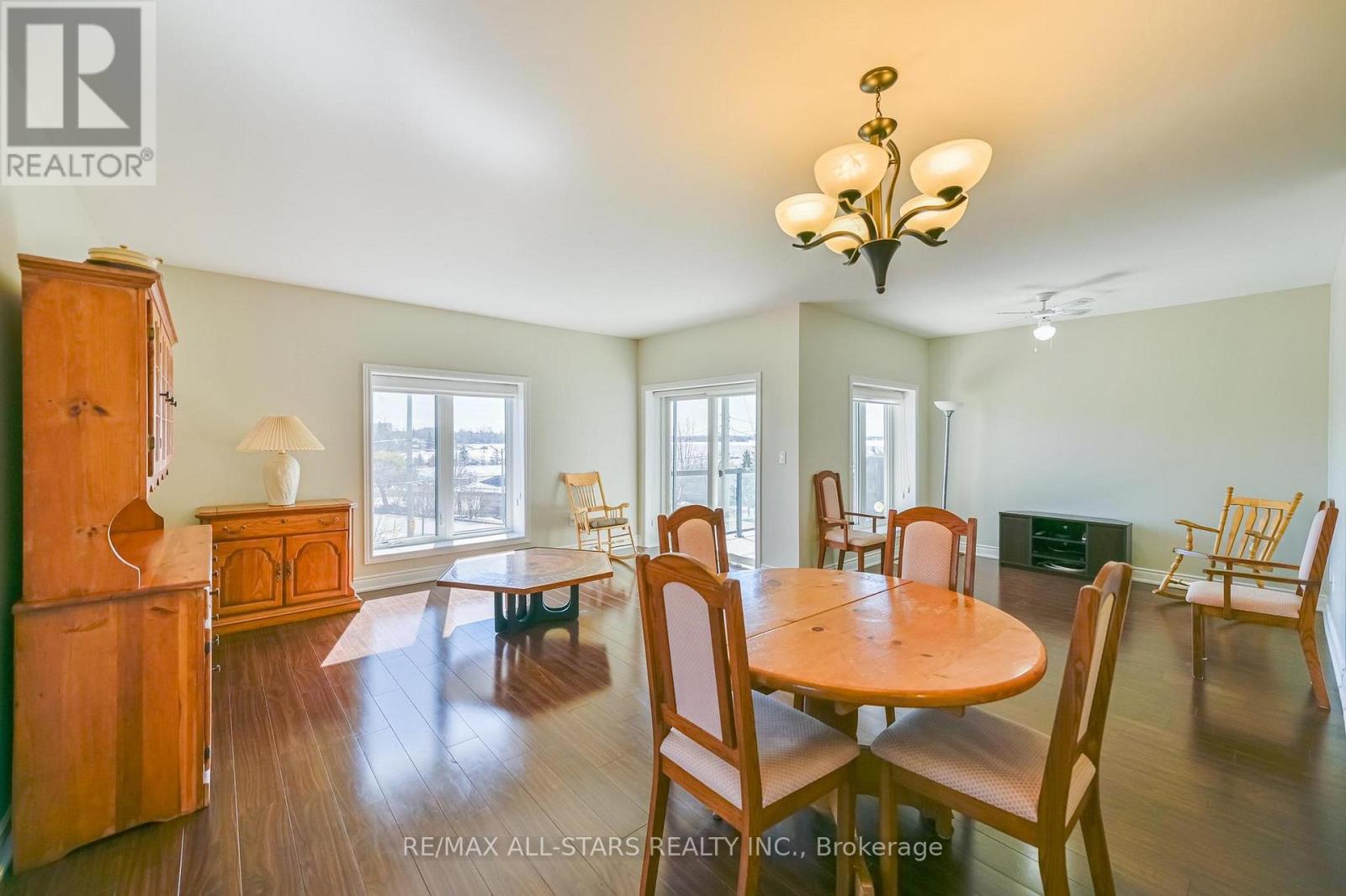 201 - 94 Francis Street W, Kawartha Lakes, Ontario  K0M 1N0 - Photo 14 - X12976282