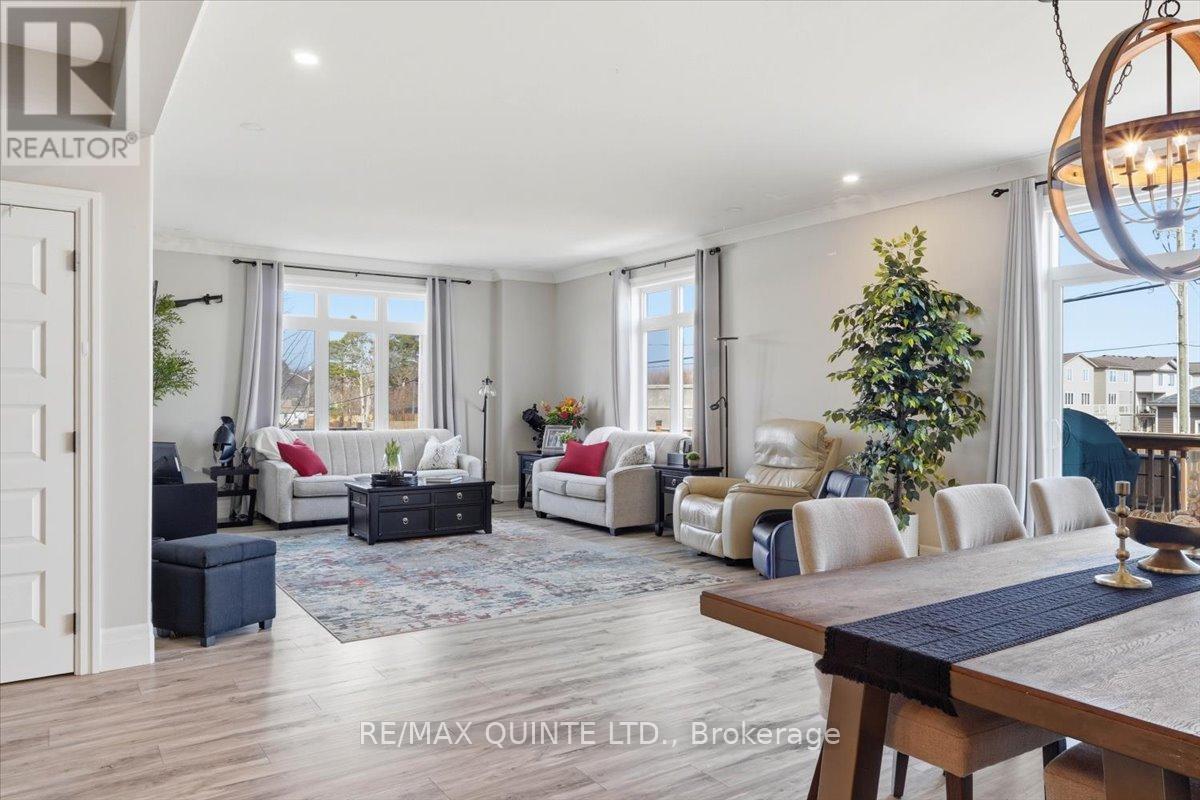 5 Allen Street, Prince Edward County, Ontario  K0K 2T0 - Photo 11 - X12976524