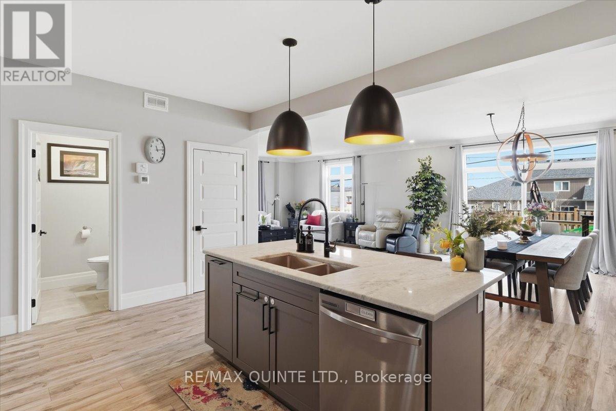 5 Allen Street, Prince Edward County, Ontario  K0K 2T0 - Photo 13 - X12976524