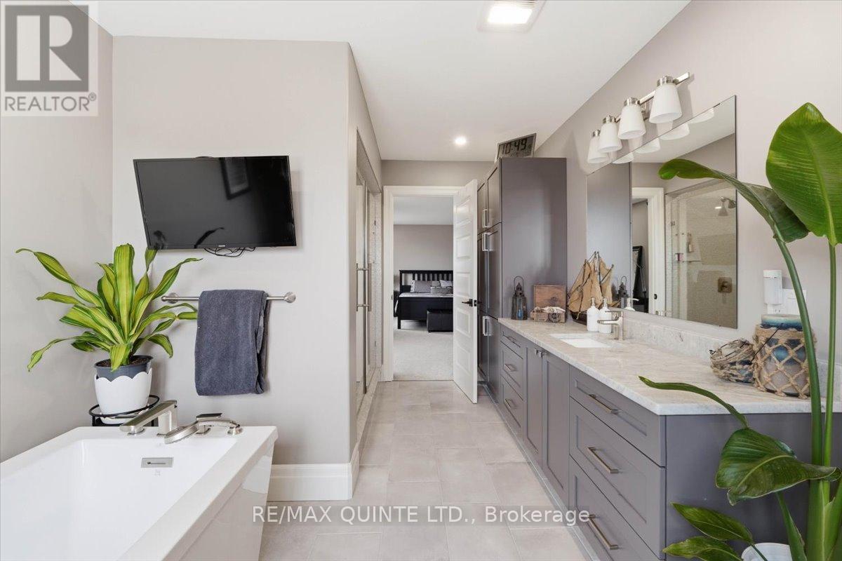 5 Allen Street, Prince Edward County, Ontario  K0K 2T0 - Photo 24 - X12976524