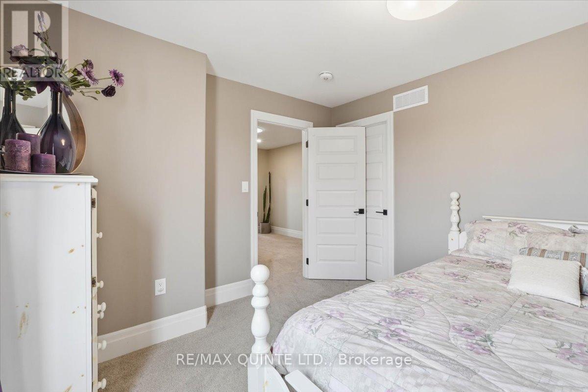 5 Allen Street, Prince Edward County, Ontario  K0K 2T0 - Photo 26 - X12976524