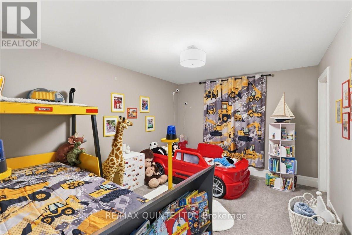 5 Allen Street, Prince Edward County, Ontario  K0K 2T0 - Photo 27 - X12976524