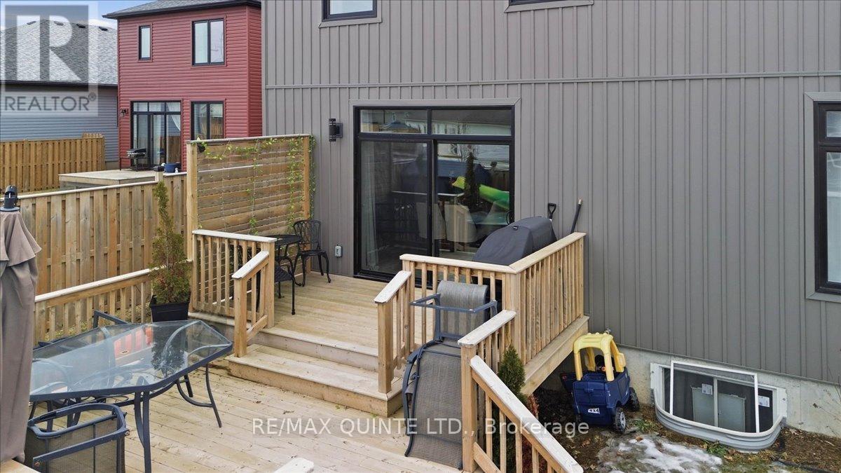 5 Allen Street, Prince Edward County, Ontario  K0K 2T0 - Photo 37 - X12976524