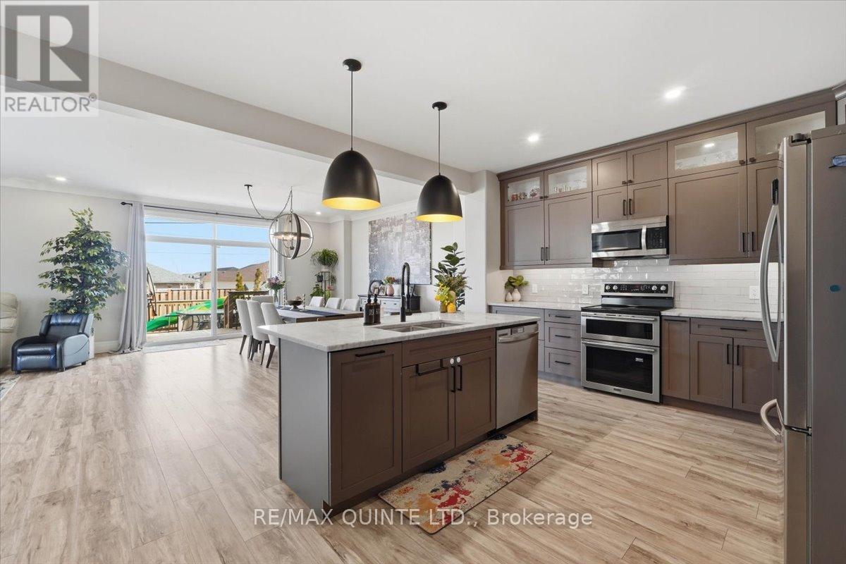 5 Allen Street, Prince Edward County, Ontario  K0K 2T0 - Photo 8 - X12976524