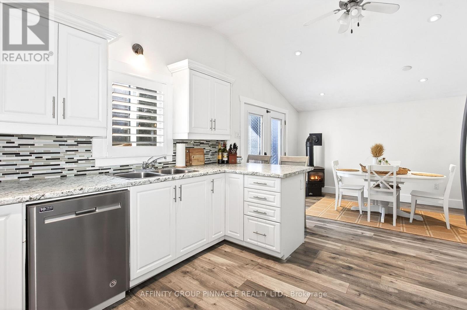 147 Sturgeon Glen Road, Kawartha Lakes, Ontario  K0M 1N0 - Photo 13 - X12976556