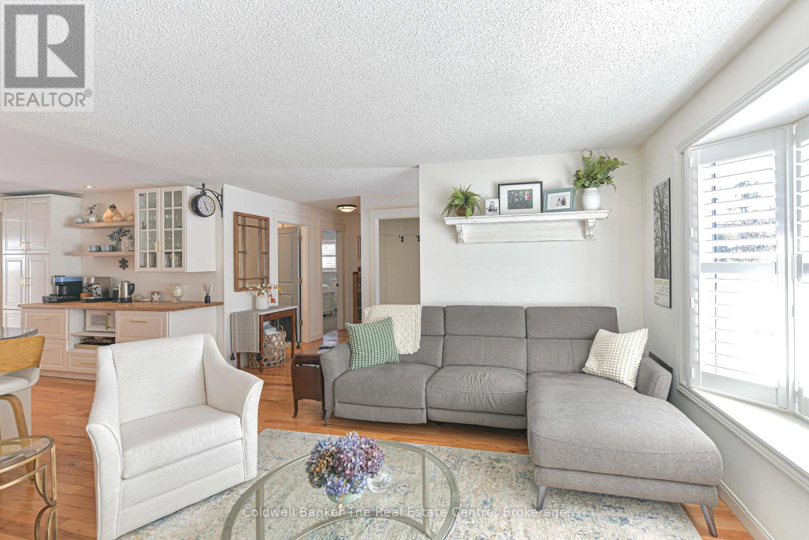 460 Phillip Street E, Gravenhurst, Ontario  P1P 1M4 - Photo 9 - X12976204