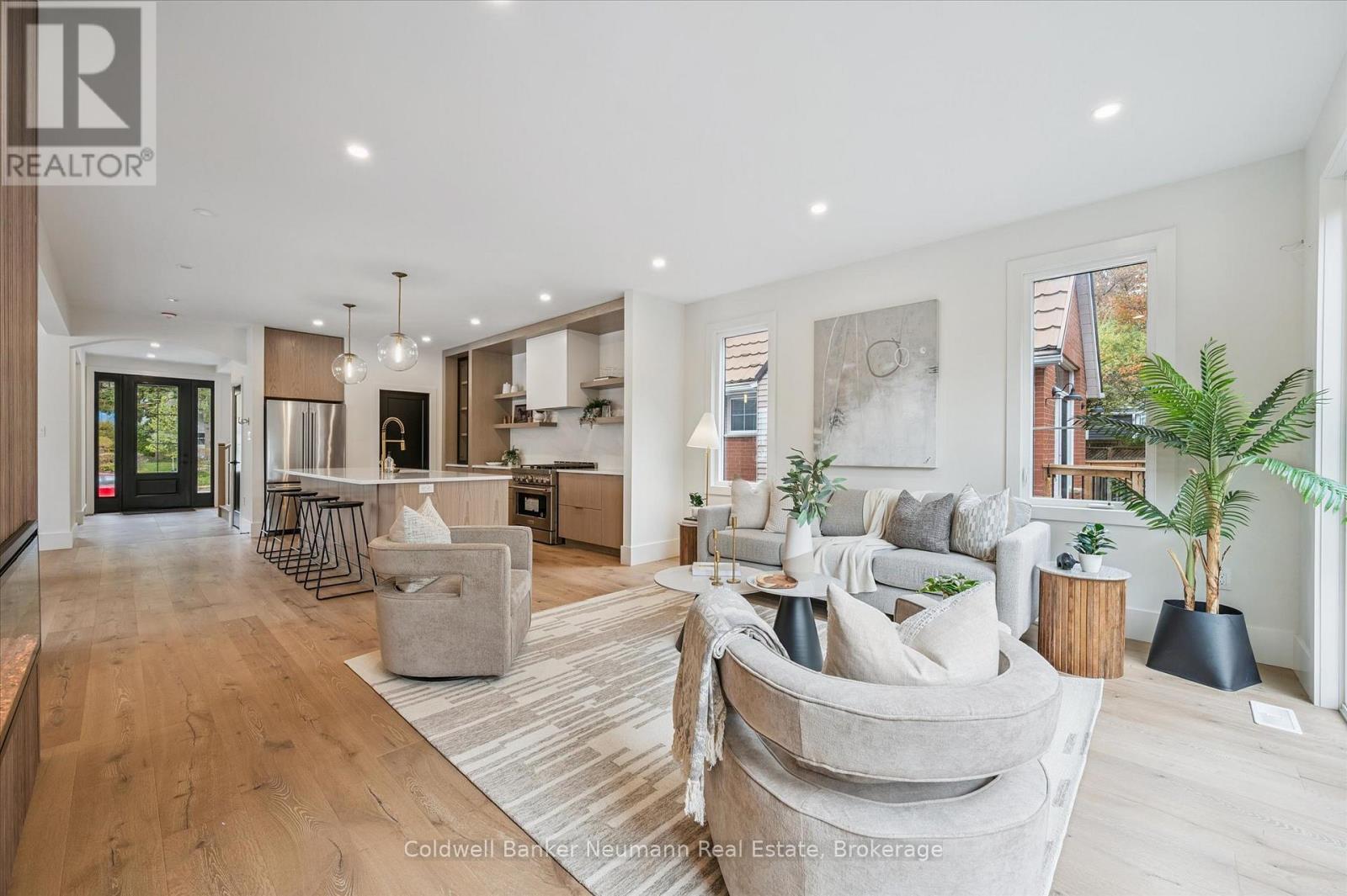 126 Oxford Street, Guelph, Ontario  N1H 2M7 - Photo 6 - X12976230