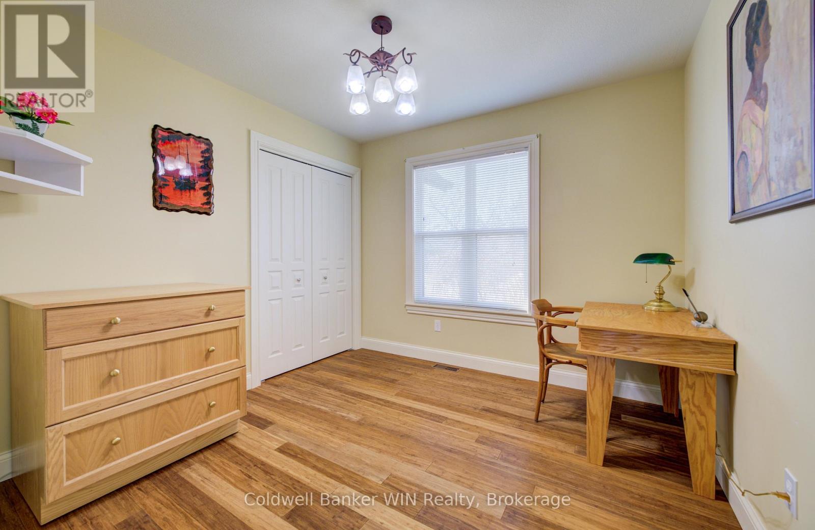 34 Regency Drive, Minto, Ontario  N0G 1M0 - Photo 21 - X12976234