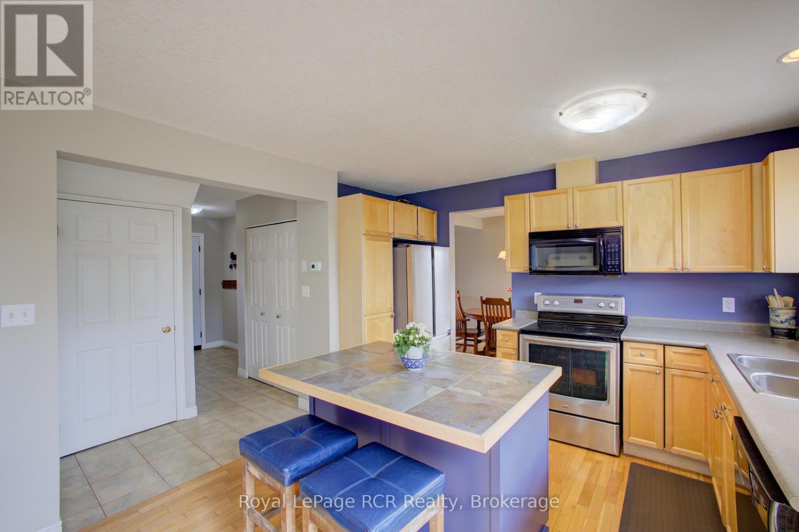 232 Conestoga Street N, Wellington North, Ontario N0G 1A0 - Photo 16 - X12976384