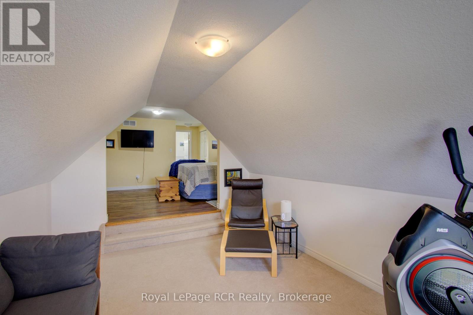 232 Conestoga Street N, Wellington North, Ontario N0G 1A0 - Photo 32 - X12976384