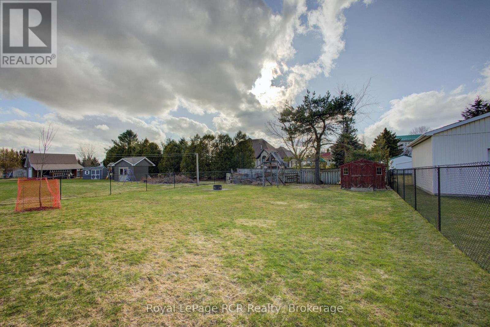 232 Conestoga Street N, Wellington North, Ontario N0G 1A0 - Photo 39 - X12976384